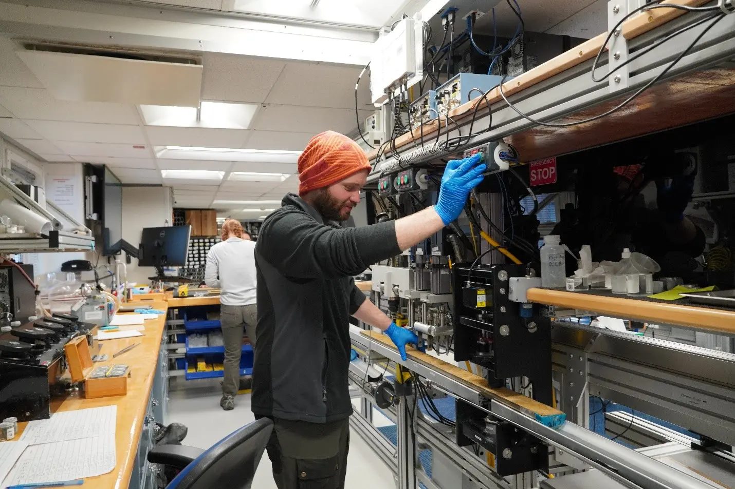 Measuring how much time passes for a wave to pass through the half-round tells us about the wave-velocity belonging to the collected rocks. Photo: Marialena Christopoulou.