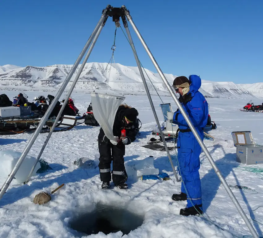 Water sampling in Van Mijenfjorden